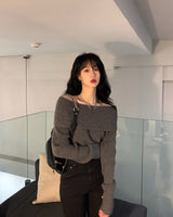 オフショルニット