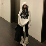 もこもこ刺繍ニットフーディ