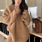 Vネックオーバーニットアップ