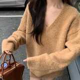 Vネックオーバーニットアップ