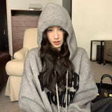 もこもこ刺繍ニットフーディ