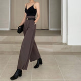 ショートジャケット+ハイウェストワイドパンツ