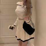 オフショルダーニットアップ