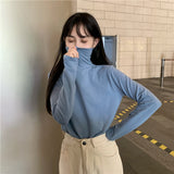 シンプルハイネックロンT