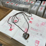 スエードハートネックレス