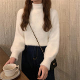 ふわふわハイネックニット