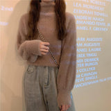 ふわふわハイネックニット