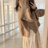 BIGシルエットケーブルニット