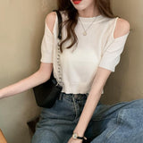 オフショルダーデザイントップス