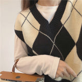 アーガイル柄ニットベスト