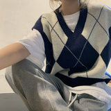 アーガイル柄ニットベスト
