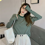 レトロボーダーカットソー