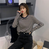 レトロボーダーカットソー