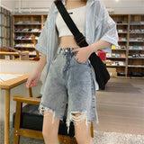 ダメージハーフパンツ