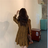 小花柄ミニワンピース