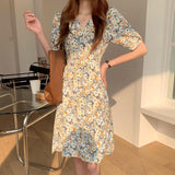 花柄Vネックワンピース