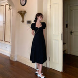 フロントボタンパフスリワンピ