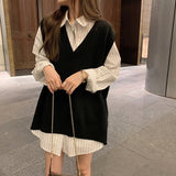 オーバーVネックベスト&ストライプシャツ