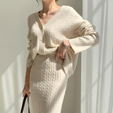 ケーブル編みニットセットアップ