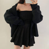 カーディガン&ケーブルニット&消しプリーツスカート