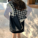 千鳥柄Vネックニットベスト