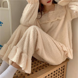 ふわふわルームウェア