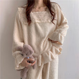 ふわふわルームウェア