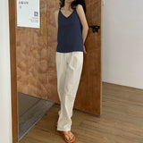 上質Vネックキャミ