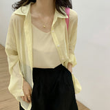 上質Vネックキャミ