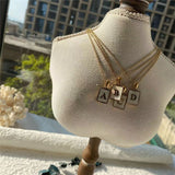 スクエアアルファベットペンダント