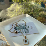 スクエアアルファベットペンダント