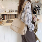 フラップトートバッグ