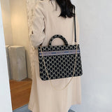 刺繍トートバッグ