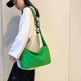 ナイロンショルダーバッグ