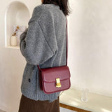 スクエアショルダーバッグ