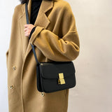 スクエアショルダーバッグ