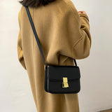 スクエアショルダーバッグ