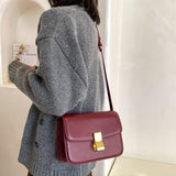 スクエアショルダーバッグ