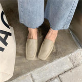 スクエアトゥローファー