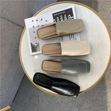 スクエアトゥローファー