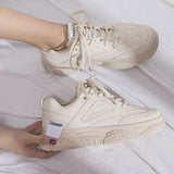 シンプルタグスニーカー