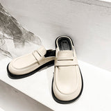 シンプルローファー