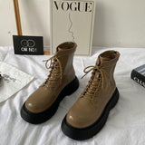 厚底レースアップシューズ