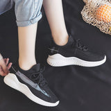 メッシュスニーカー