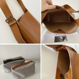 フェイクレザーバケットバッグ