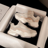 クリーミーホワイト厚底スニーカー