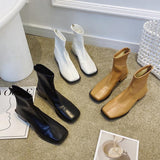 シンプルスクエアブーツ