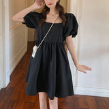 スクエアネックパフスリミニワンピース