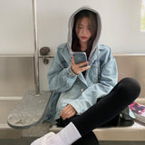 フード付きデニムジャケット