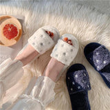 ふわふわスタースリッパ